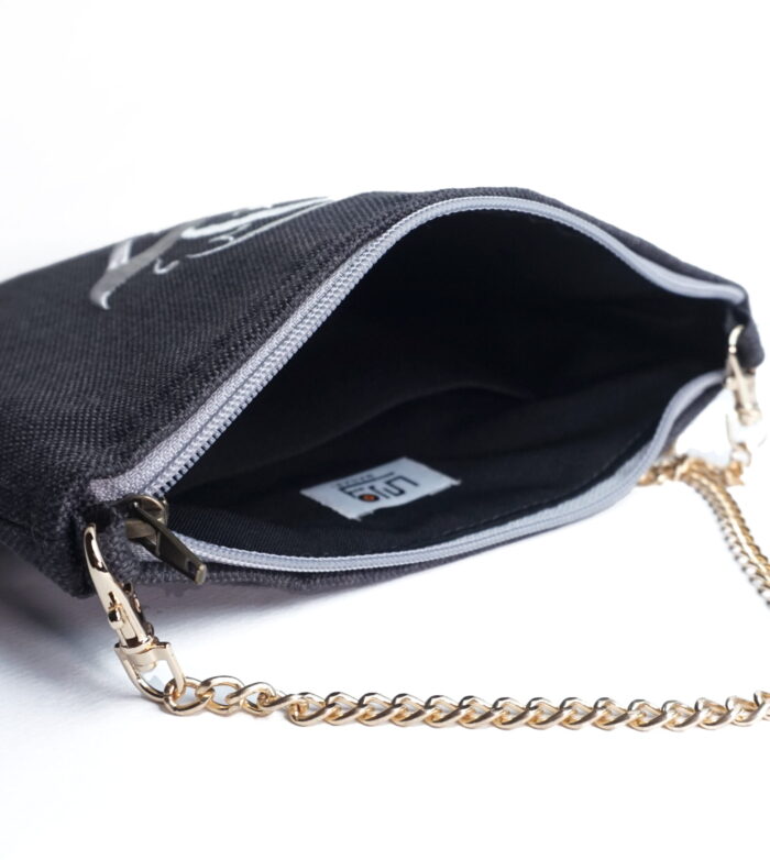 Black Interior Basic Cross Bag, Interior Design, Black 'الحب' & Golden Chain